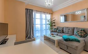 Beautiful Apartment San Forever